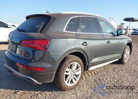 2020 Audi Q5 Premium 45 Tfsi Quattro S Tronic/Titanium Premium 45 Tfsi Quattro S Tronic z USA, uszkodzony, nr VIN WA1ANAFY0L2026092
